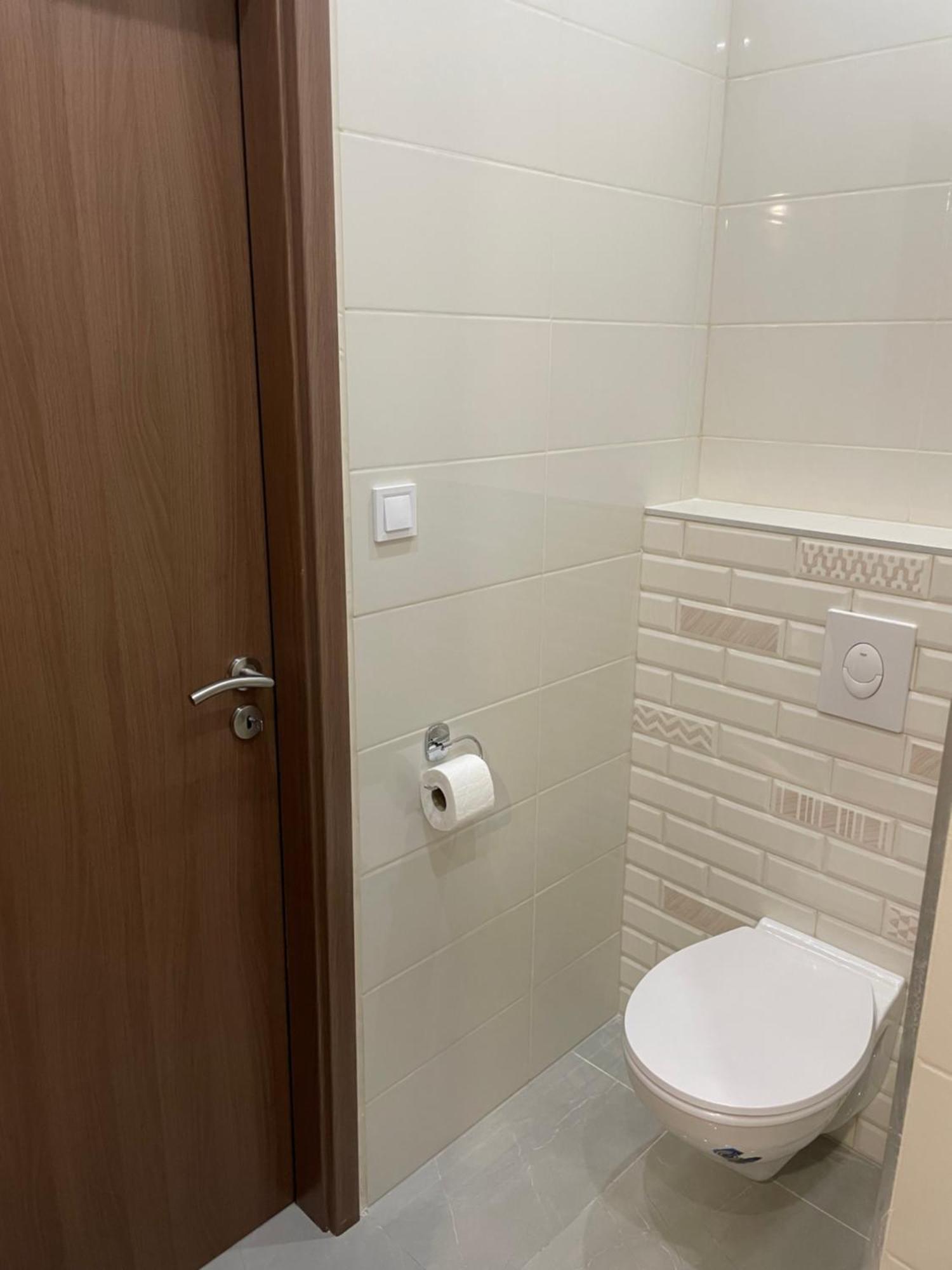 Kovacs Apartmanhaz Kiskunhalas Rum bild