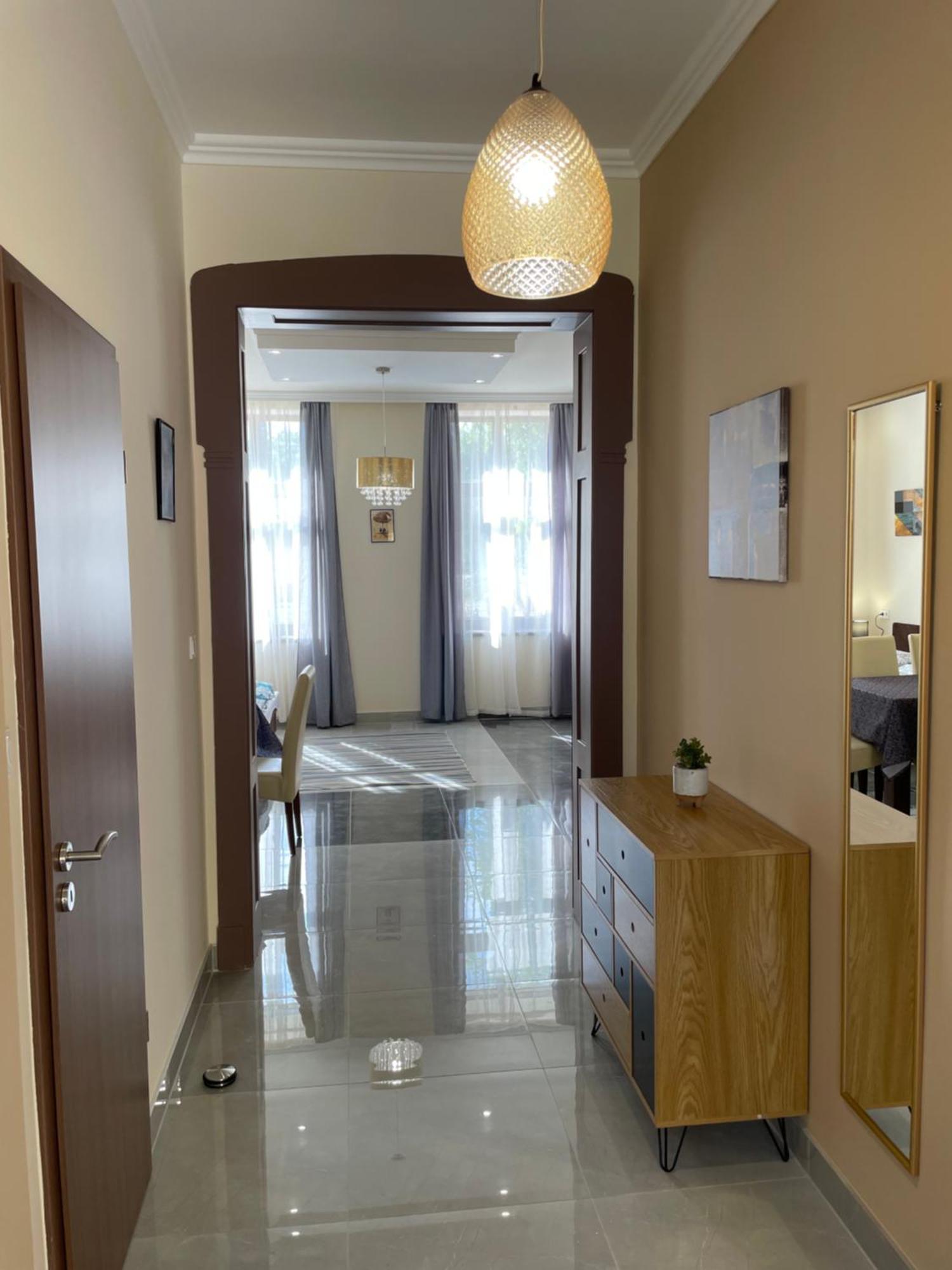 Kovacs Apartmanhaz Kiskunhalas Rum bild