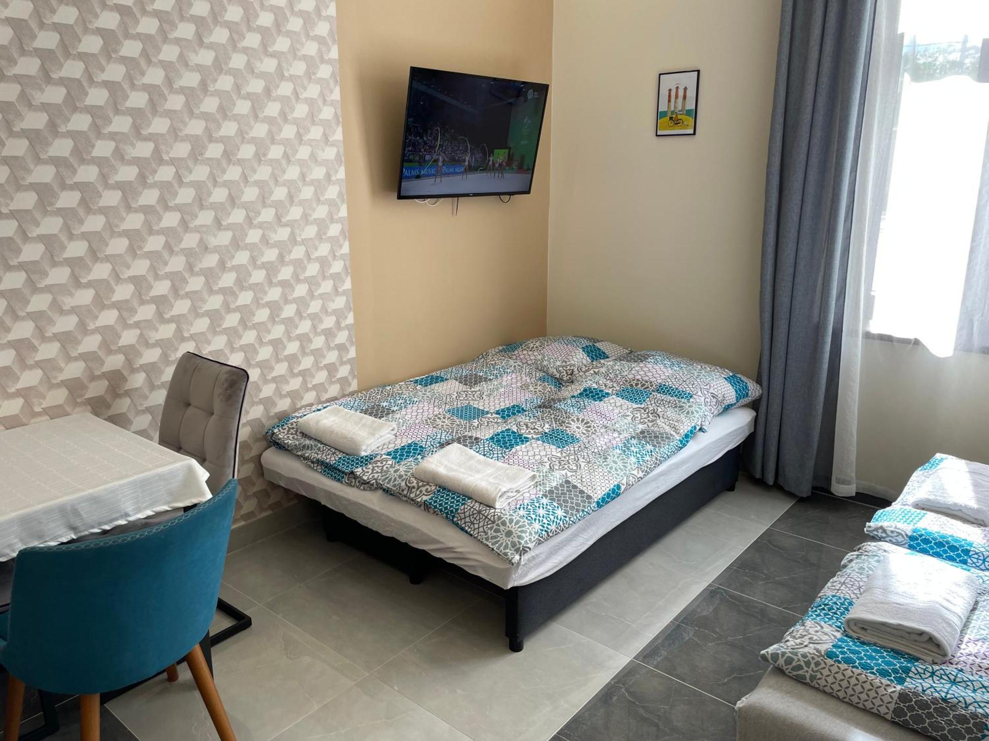 Kovacs Apartmanhaz Kiskunhalas Rum bild